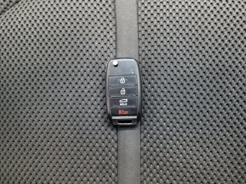 Used 2020 Kia Optima LX image 32