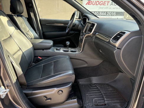 Used 2014 Jeep Grand Cherokee Overland image 30