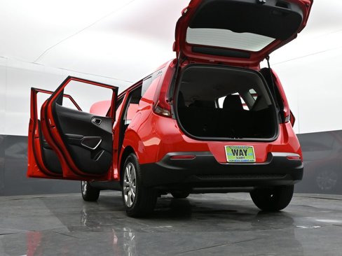 Used 2020 Kia Soul LX image 31