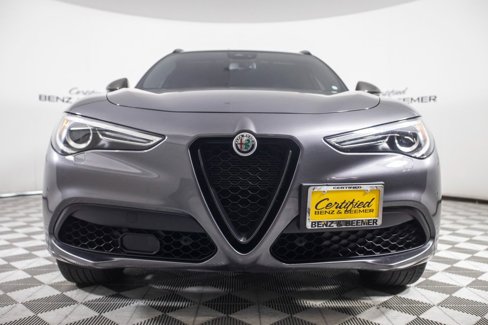 Used 2020 Alfa Romeo Stelvio Ti Sport image 4