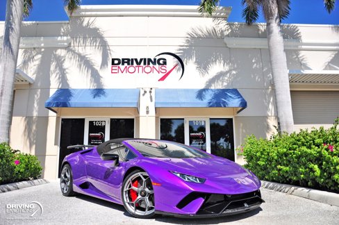 Used 2019 Lamborghini Huracan Performante image 7