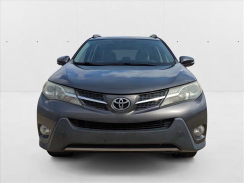 Used 2014 Toyota RAV4 XLE image 2
