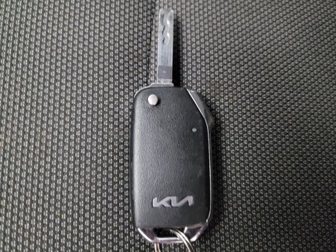 Used 2023 Kia Forte LXS image 32