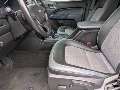 Used 2017 Chevrolet Colorado Z71 image 16