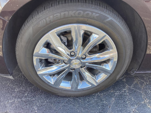 Used 2021 Chevrolet Malibu LT image 29