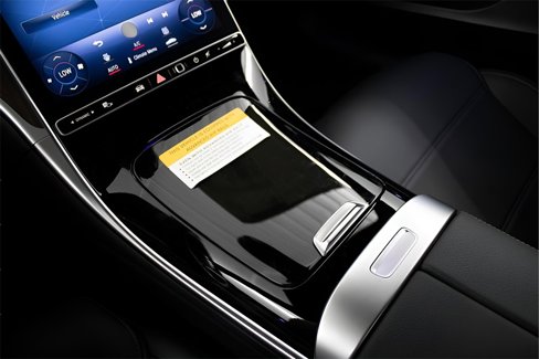 Used 2024 Mercedes-Benz C 300 4MATIC Sedan image 19