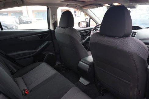 Used 2018 Subaru Impreza 2.0i Premium image 16