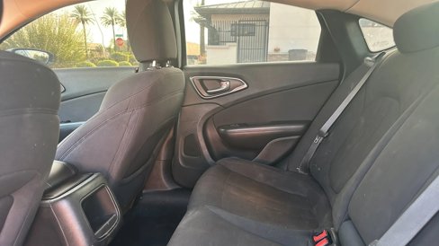 Used 2015 Chrysler 200 Limited w/ Convenience Group image 15