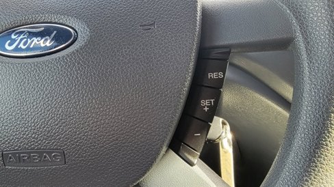 Used 2010 Ford Transit Connect XLT image 20