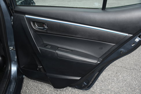 Used 2016 Toyota Corolla S image 19