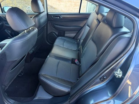 Used 2017 Subaru Legacy 2.5i Limited image 6