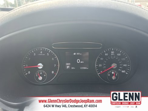 Used 2019 Kia Sorento LX image 19
