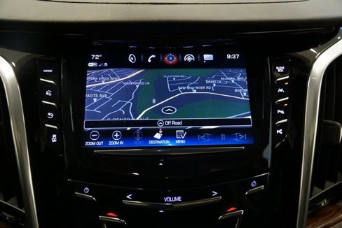 Used 2020 Cadillac Escalade ESV Luxury w/ LPO, Radiant Package image 28