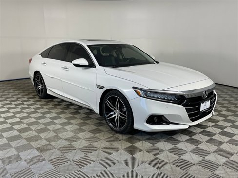 Certified 2021 Honda Accord Touring image 28