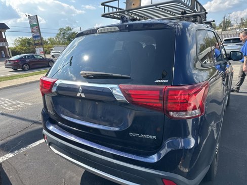 Used 2017 Mitsubishi Outlander ES image 6