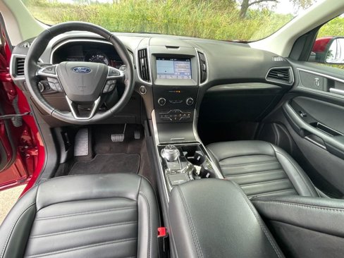 Used 2019 Ford Edge SEL w/ Equipment Group 201A image 20