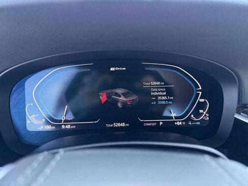 Used 2020 BMW 530e w/ Convenience Package image 29