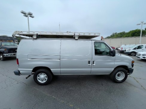 Used 2011 Ford E-250 and Econoline 250 w/ Commercial Cargo Van Pkg image 5