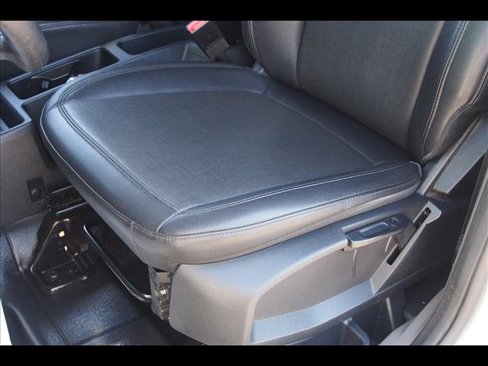 Used 2019 Ford Transit Connect XL image 16
