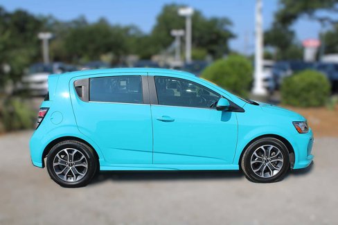 Used 2020 Chevrolet Sonic LT w/ Convenience Package image 5