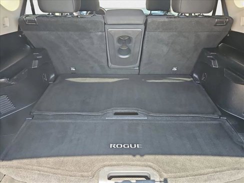 Used 2020 Nissan Rogue SV image 7