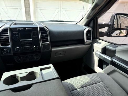 Used 2015 Ford F150 XLT w/ Max Trailer Tow Package image 17