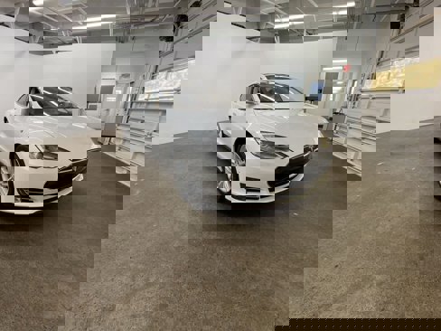 Used 2014 Tesla Model S image 8