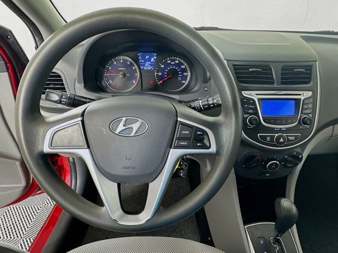Used 2013 Hyundai Accent GS image 11
