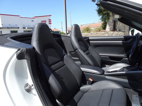 Used 2022 Porsche 911 Carrera image 16