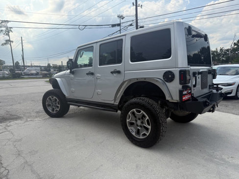 Used 2012 Jeep Wrangler Unlimited Rubicon w/ Connectivity Group image 8