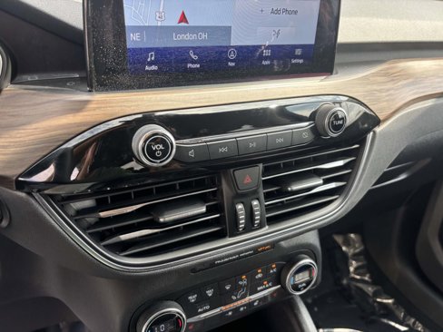 Certified 2020 Ford Escape Titanium image 24