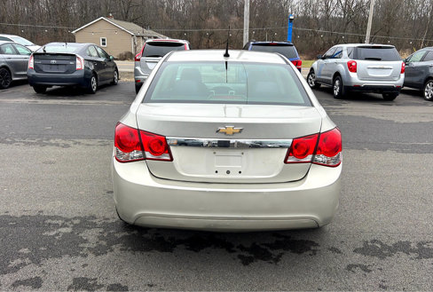 Used 2013 Chevrolet Cruze LT image 5