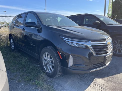 Used 2022 Chevrolet Equinox LT image 1