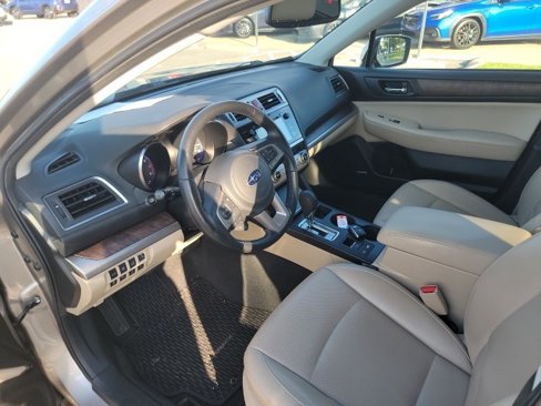 Used 2015 Subaru Outback 3.6R Limited image 7