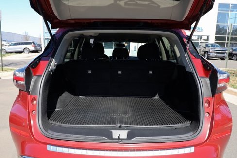 Used 2019 Nissan Murano S image 37