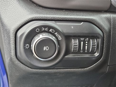 Used 2018 Jeep Wrangler Unlimited Sport S image 28