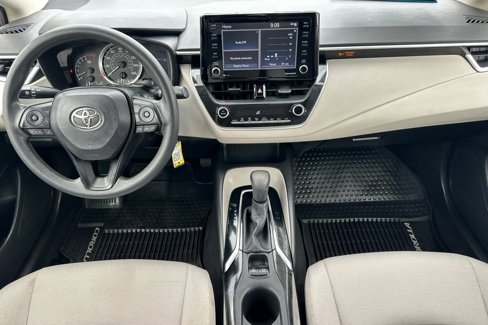 Used 2022 Toyota Corolla LE image 15