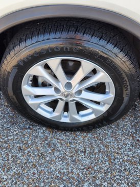 Used 2015 Nissan Rogue SV image 11