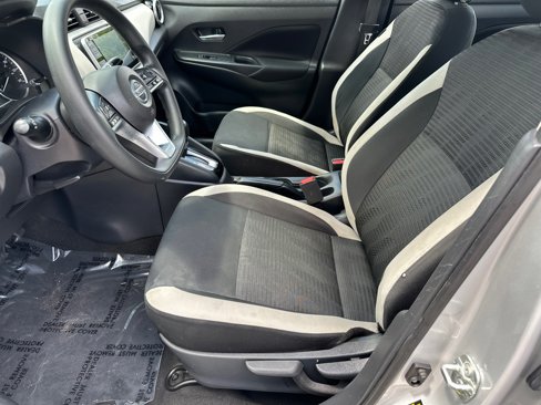 Certified 2021 Nissan Versa SV image 9