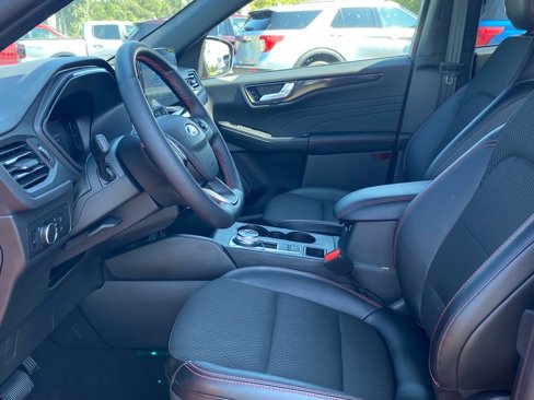 Used 2025 Ford Escape ST-Line w/ Tech Pack #1 image 11