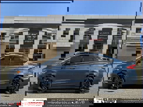 Used 2019 Ford Fusion Titanium image 2
