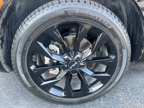 Used 2023 Kia Sorento SX image 39
