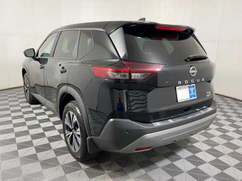 Used 2023 Nissan Rogue SV image 18