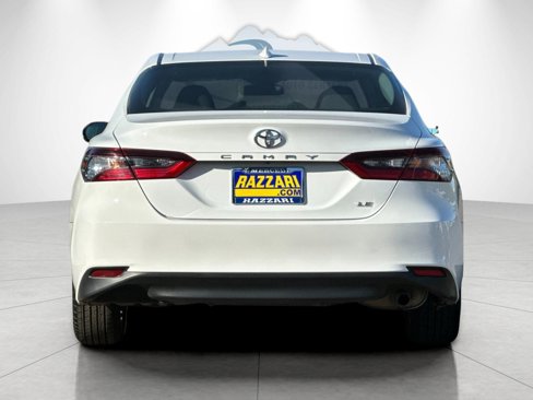 Used 2024 Toyota Camry LE image 4