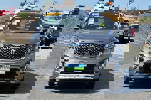 Used 2018 Kia Sorento SX image 9