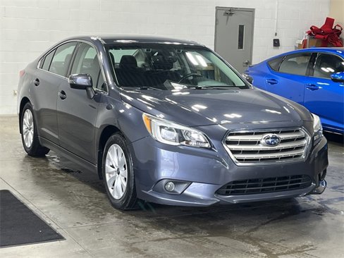 Used 2017 Subaru Legacy 2.5i Premium image 3