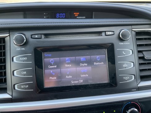 Used 2014 Toyota Highlander LE image 35