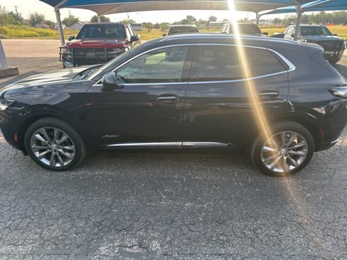 Used 2021 Buick Envision Avenir image 4