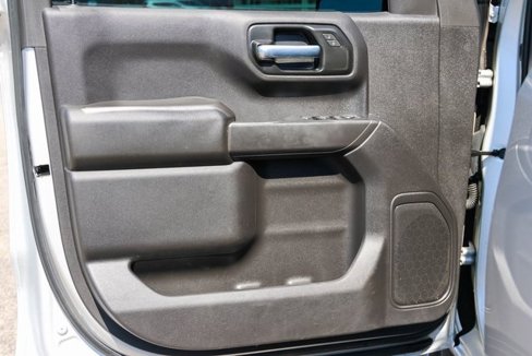 Used 2021 Chevrolet Silverado 1500 Custom image 8