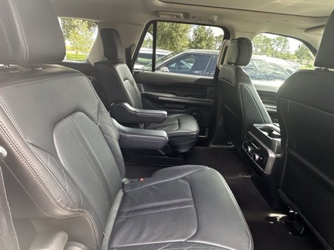 Used 2021 Ford Expedition Max Platinum image 8